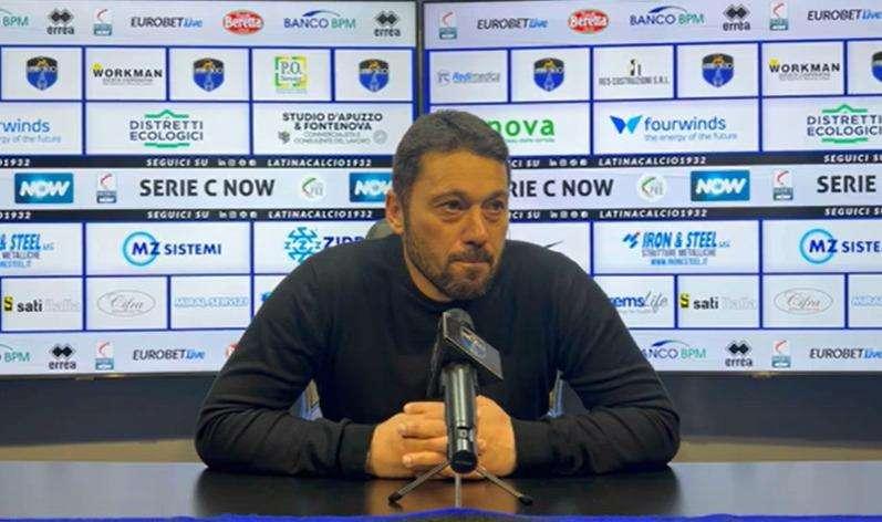 Latina, di Donato: "Non è l'Avellino dell'andata ma la prima gara dell'anno è un grosso punto interrogativo"