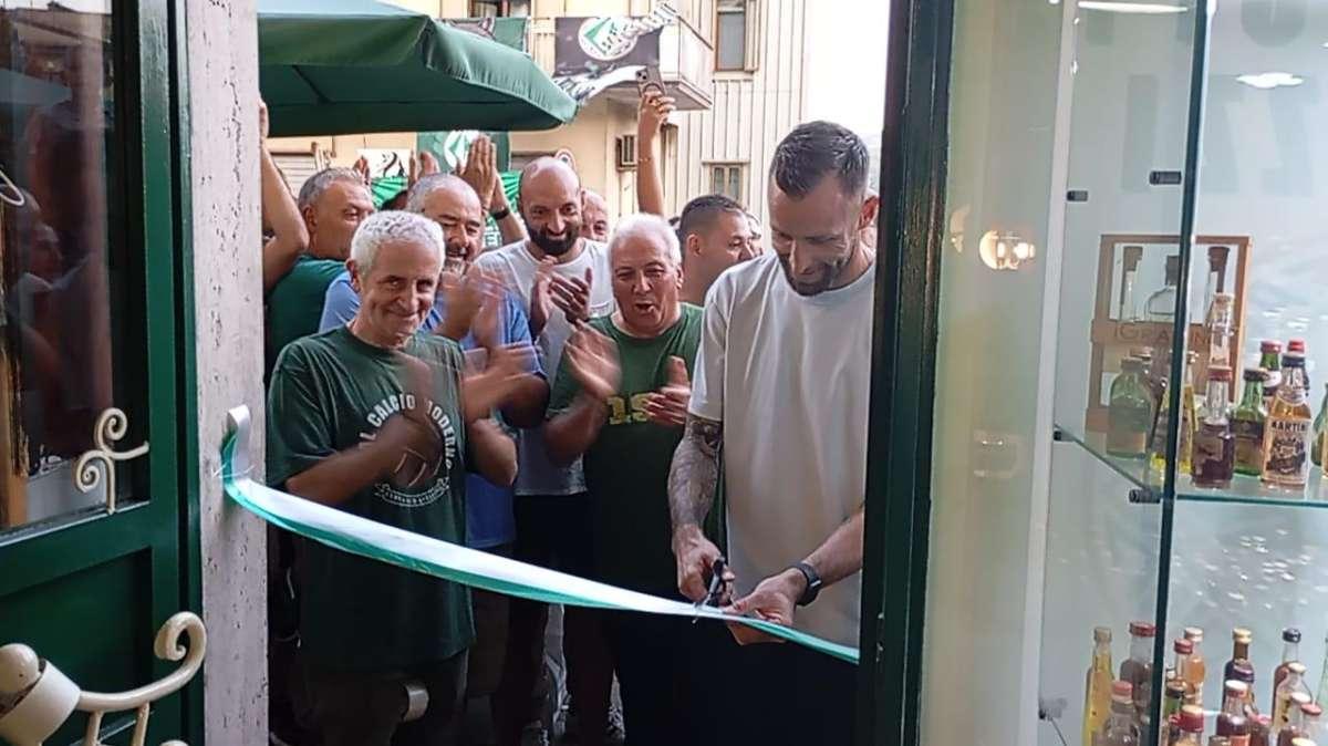 VIDEO - Avellino, inaugurato il club biancoverde intitolato a Cesare Ventre a Bellizzi Irpino