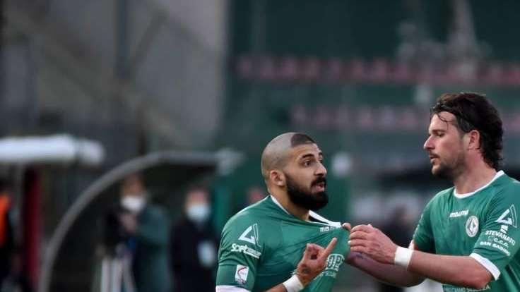 TuttoAv Award - Carriero gladiatorio contro il Bari, Fella torna a graffiare