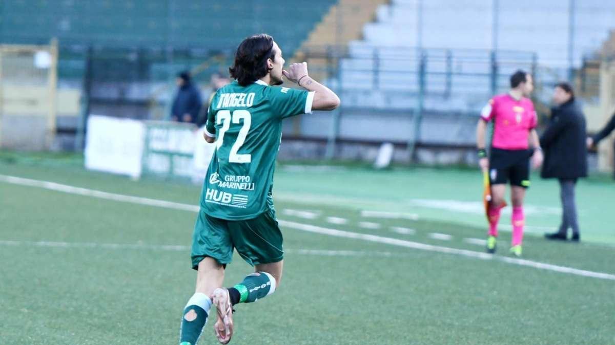 Taranto-Avellino 1-1, fine primo tempo: un gol regalato, D'Angelo ci mette una pezza