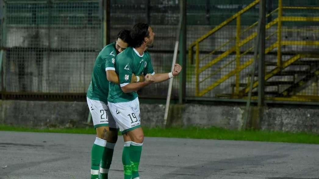 GdS - "Crollo Avellino, Turris che rimonta". Maniero 4.5, Santaniello il migliore