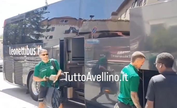 VIDEO - L'Avellino è arrivato a Rivisondoli, oggi il primo allenamento