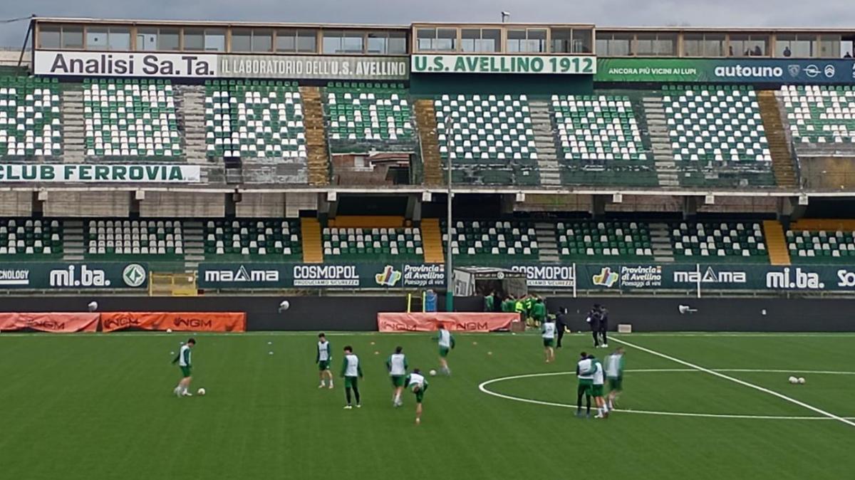 Avellino, riprende la preparazione: a parte Favilli, assenti Simic e Cancellotti