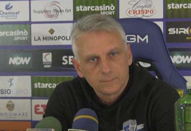Brindisi, Losacco: "Ci siamo complicati la vita da soli. Mi dispiace per i tifosi"