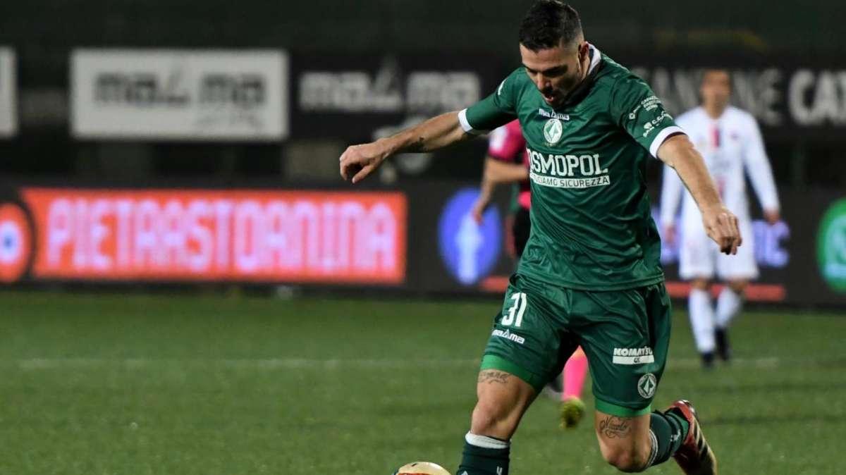Avellino-Monterosi 0-0, fine primo tempo: questo passa il convento
