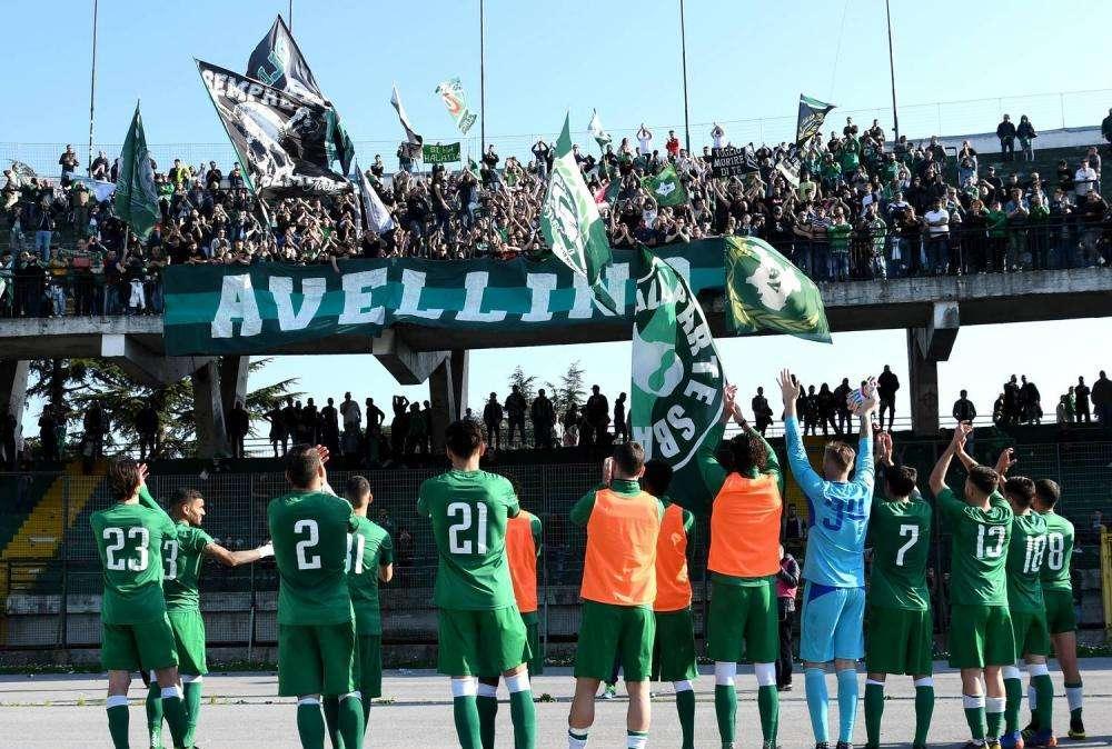 Partenio-Lombardi non a norma: l'Avellino emigra per la Coppa Italia