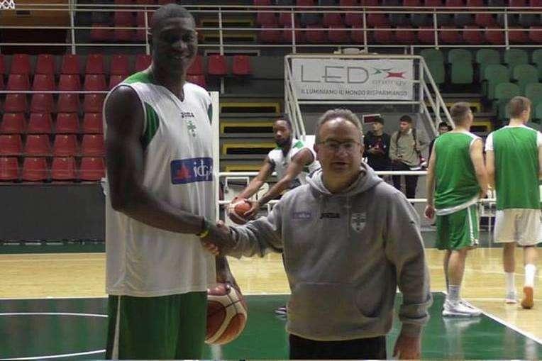 Scandone, neppure N'Diaye è stato pagato: società messa in mora, mercato bloccato