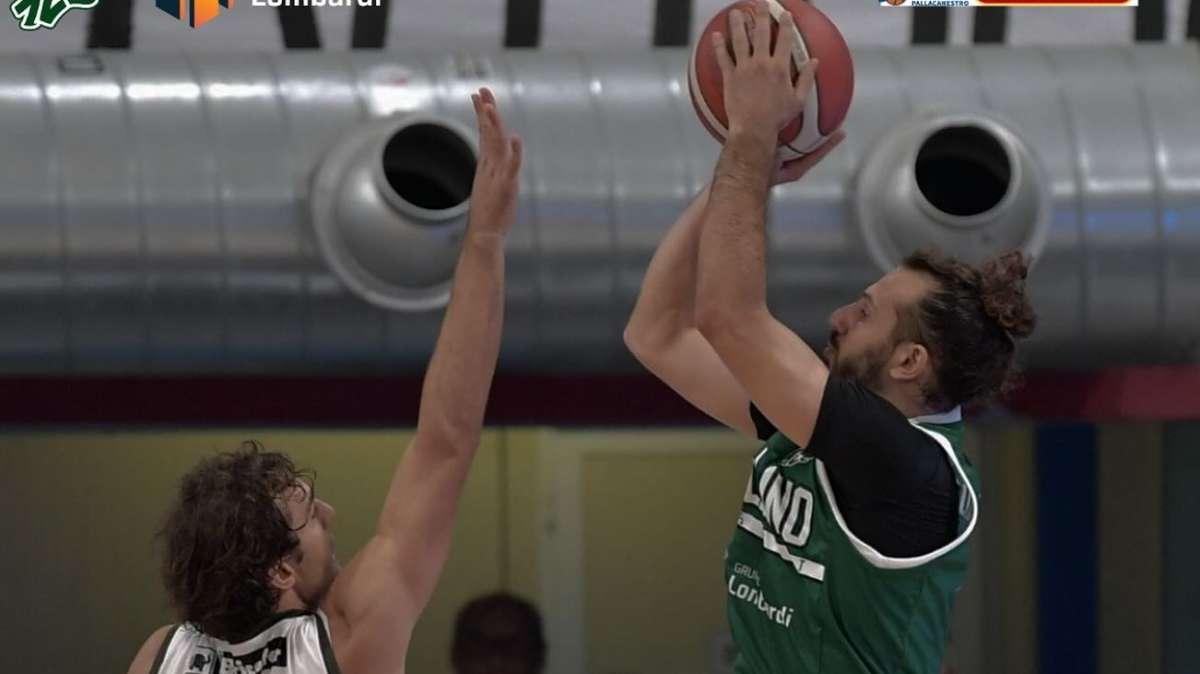 Esordio vincente per il Gruppo Lombardi: Avellino Basket supera la Sebastiani Rieti 72-60
