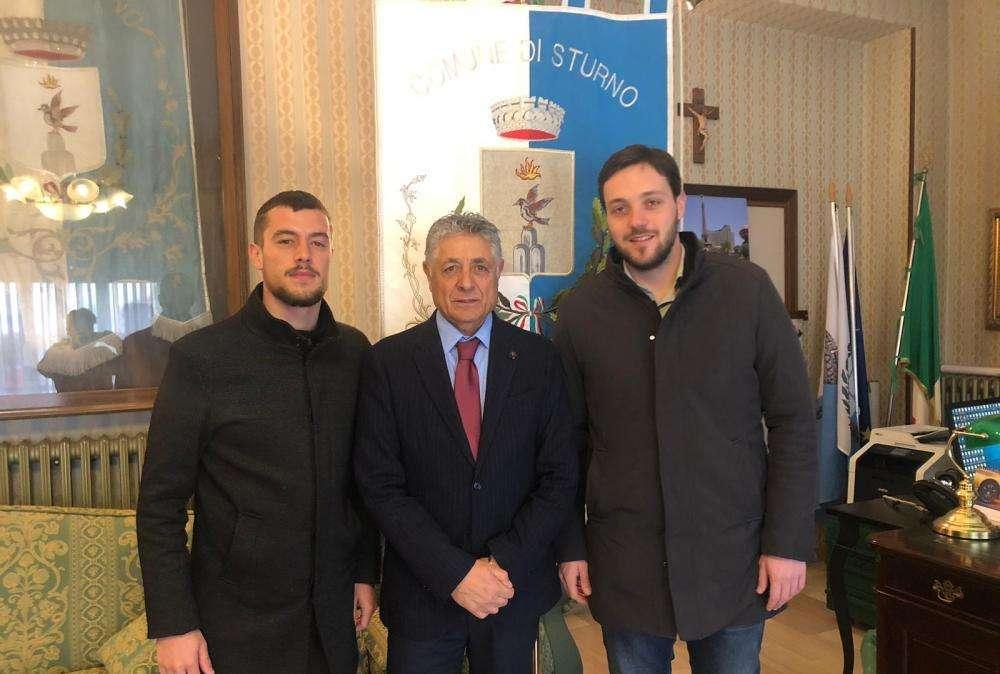 FOTO - Una delegazione dell'Avellino fa visita al Liceo di Sturno