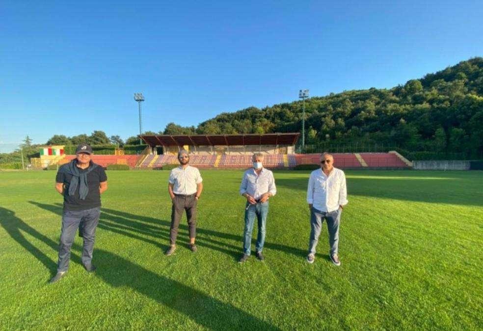 Firma, annuncio e poi di corsa a Sturno: Braglia ha verificato la sede del ritiro pre-campionato