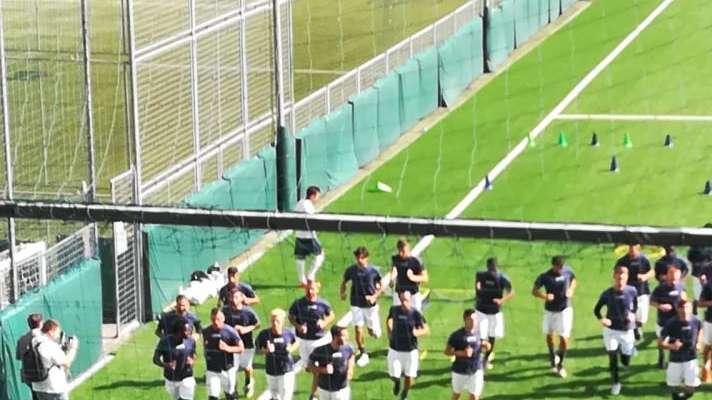 Un volto nuovo si allena con la SSD Avellino: l'ex Primavera Barzaghi. Presente anche Mario Dell'Anno