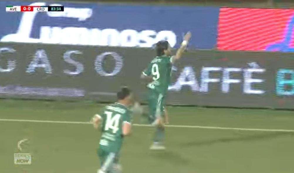 VIDEO - Avellino-Crotone 1-0: rivivi gli highlights del match