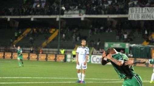 Cds: "Urlo Avellino, Castaldo firma il gol salvezza" 