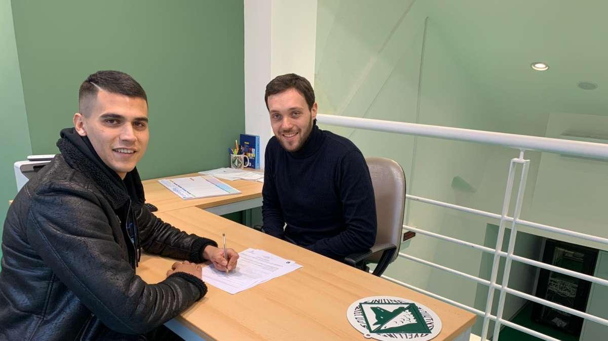 UFFICIALE - Avellino, preso Izzillo. Musa: "Ha grandi qualità e una carriera importante"