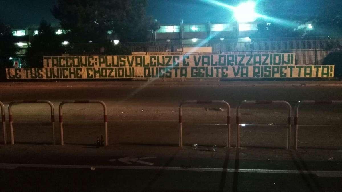 Altro striscione polemico davanti la Montevergine 