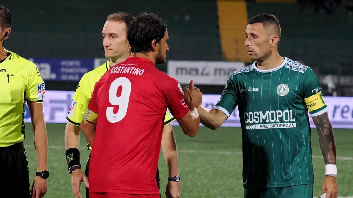Armellino saluta: "Grazie Avellino, spero di averti onorato in giro per l'Italia"