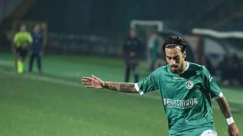 Adamo decide un derby brutto, ma che regala altri 3 punti pesanti all'Avellino