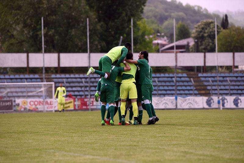 Avellino, ripresa bagnata e sorridente aspettando il Bari. C'è attesa per l'inizio della prevendita