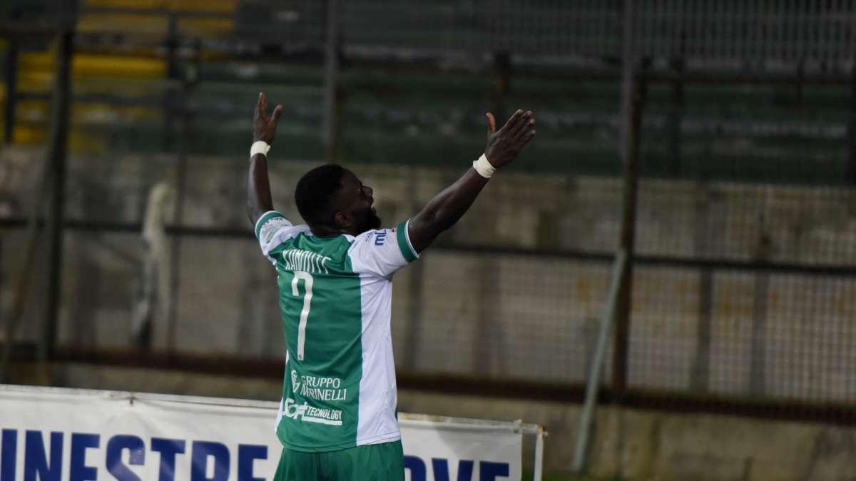 Prima giornata: ex biancoverdi alla riscossa. Da Kanoute a Gagliano. Quanti ex lupi decisivi