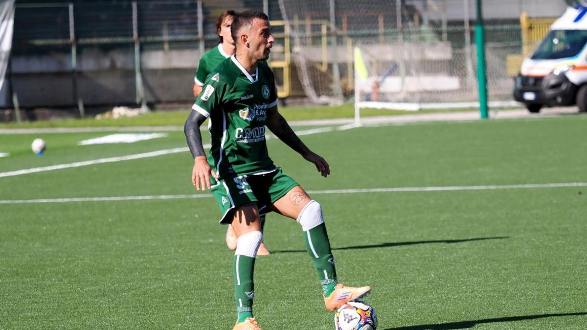 L'Avellino molla Girma ma la Reggiana chiede Insigne