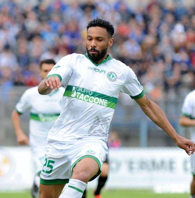 Jidayi: "Tornare a giocare è sbagliato. Avellino, porto tre ricordi nel cuore" 