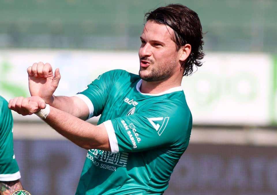 Pisacane: "E' molto difficile che Aloi e Maniero vadano via dall'Avellino. Non c'è stato il modo giusto di comportarsi"