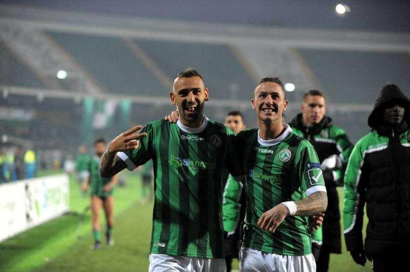 Avellino, ripresa la preparazione: out Castaldo, acciaccati Verde e Lasik