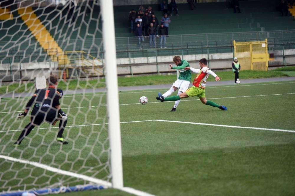 Lezione di calcio dal Trastevere: Graziani sbaglia tutto e l'Avellino rimedia la figuraccia (1-4)