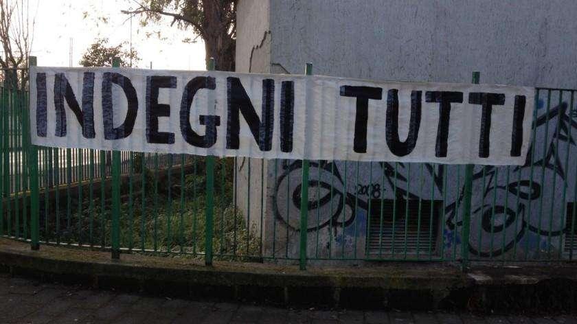 Salernitana: "Indegni tutti", continua la contestazione 