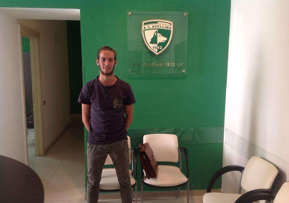 Sul sito del Pontedera l'ufficialità: Regoli è dell'Avellino!