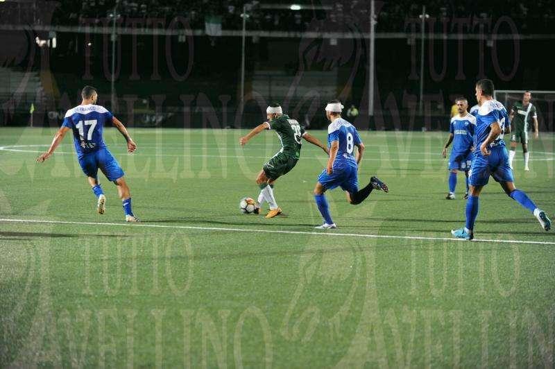 Avellino, domani amichevole contro la Primavera a porte aperte 