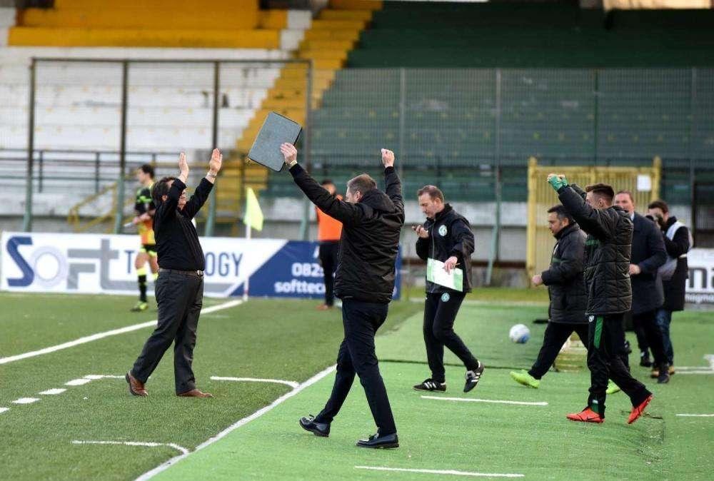 Avellino, quarto ciclo di tamponi negativo: i tre calciatori in isolamento da domani si alleneranno