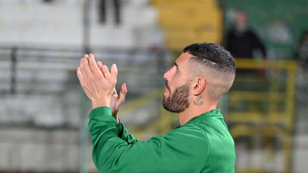 Avellino, dieci finali per salvare la B. Su chi puntare? I big del mercato hanno (finora) floppato, e Izzo...