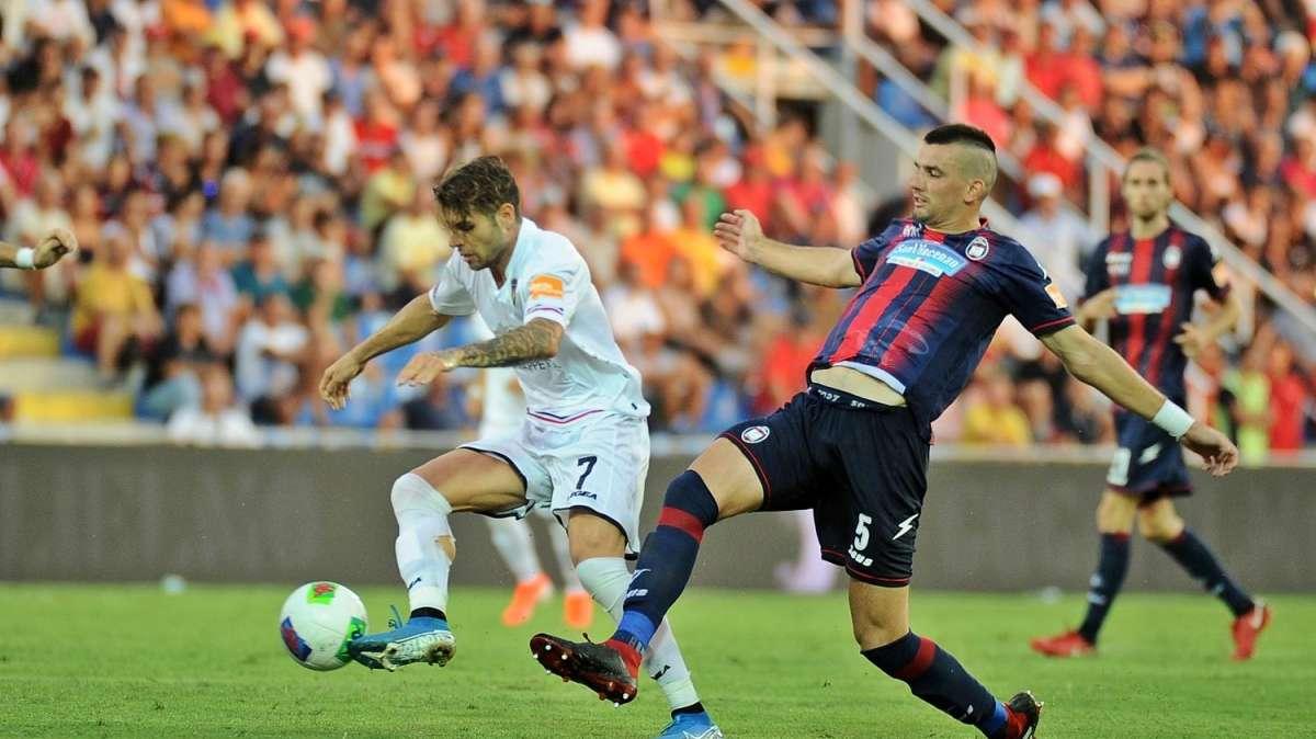 Golemic risolve il contratto con il Crotone: ora è ufficiale. L'Avellino ci prova