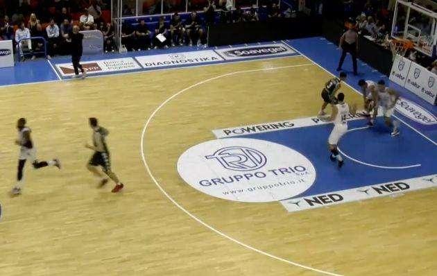 VIDEO - Avellino Basket, le azioni salienti della vittoria di Brindisi