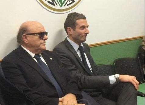 Avellino, presentazione maglie con l'incubo Covisoc. Taccone: "E' tutto in regola, fideiussione perfetta"