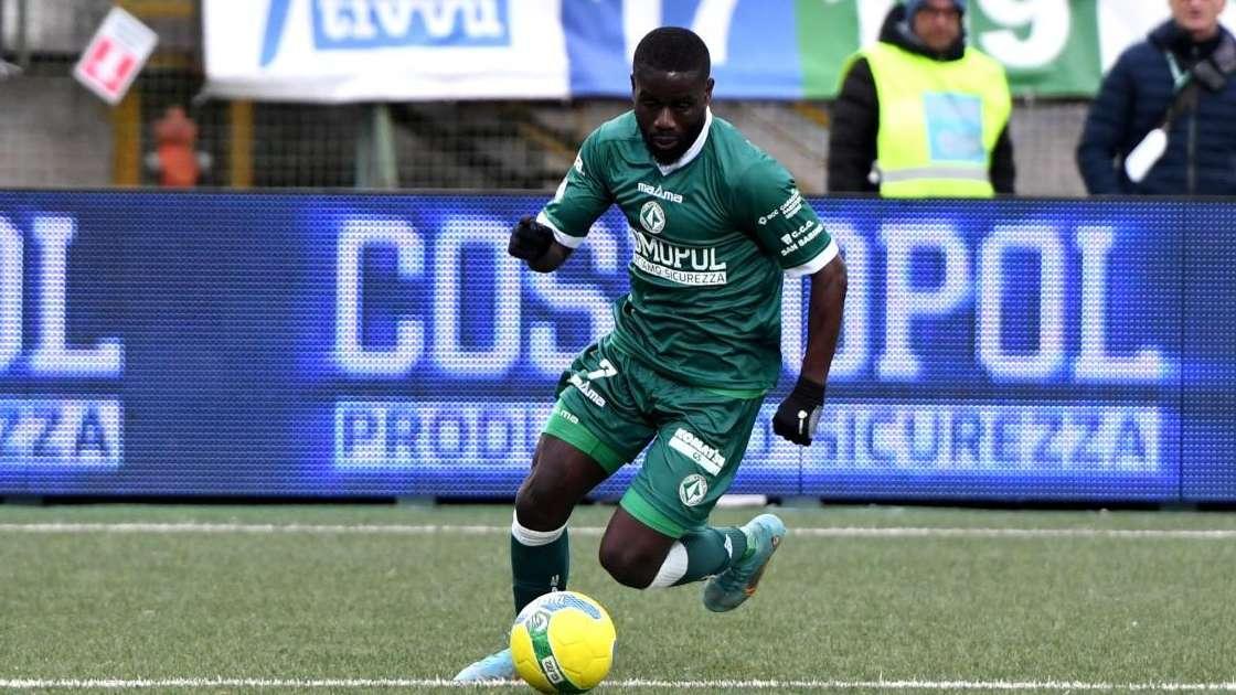 CdS - Avellino opaco, colpo Picerno. Tutti bocciati i biancoverdi
