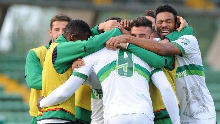 Tanto cuore e grinta e l'Avellino riesce a ripartire. Adesso serve continuità 