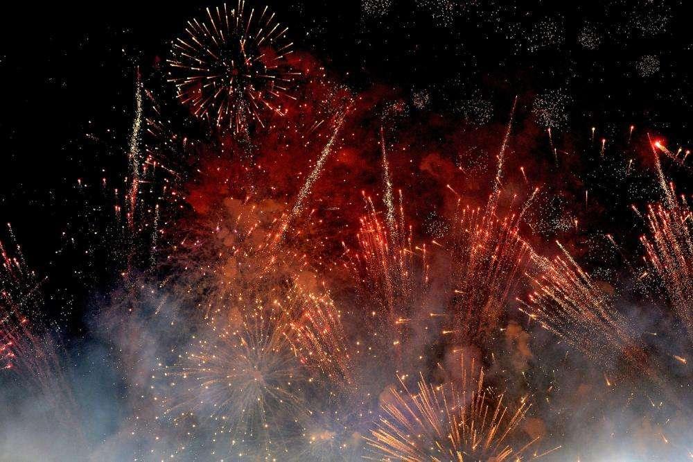 La redazione di TuttoAvellino augura a tutti buon anno nuovo!