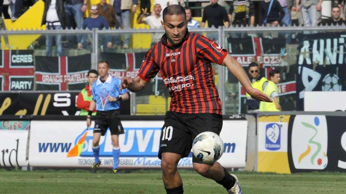 Affari col Catania: Negro e Donnarumma per l'attacco