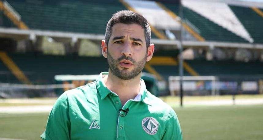 Capobianco: "Gli episodi di ieri vanno avanti da mesi. Ci accusano di ricevere mazzette per far giocare questo o quel ragazzo"