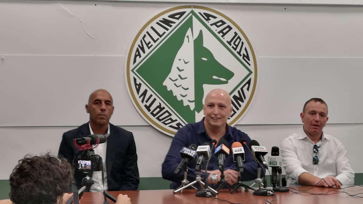 Avellino, domani la conferenza di Ignoffo. Ma più che il tecnico dovrebbe parlare qualcuno della società