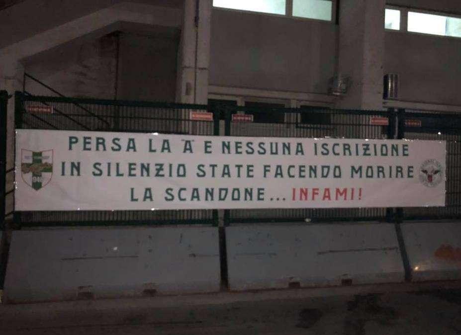 Original Fans a muso duro: "De Cesare ci prende per il culo, non ha interesse a salvare la Scandone" 