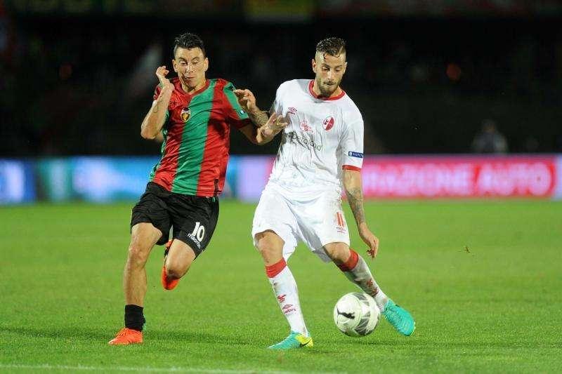 Ternana, Carbone ha tre fedelissimi: occhio alla trequarti 
