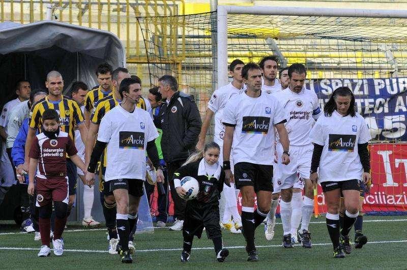Verdetti e spareggi serie B: il programma