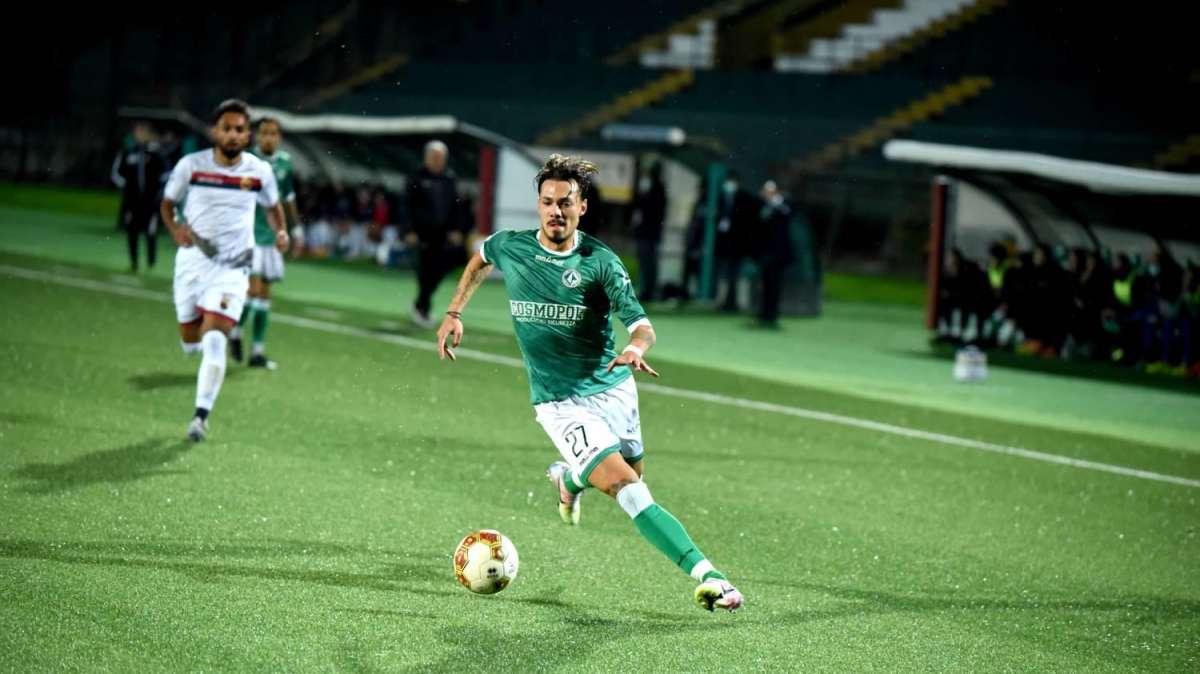 CdS - "Due ingenuità e l'Avellino butta via vittoria e primato". Quattro lupi promossi
