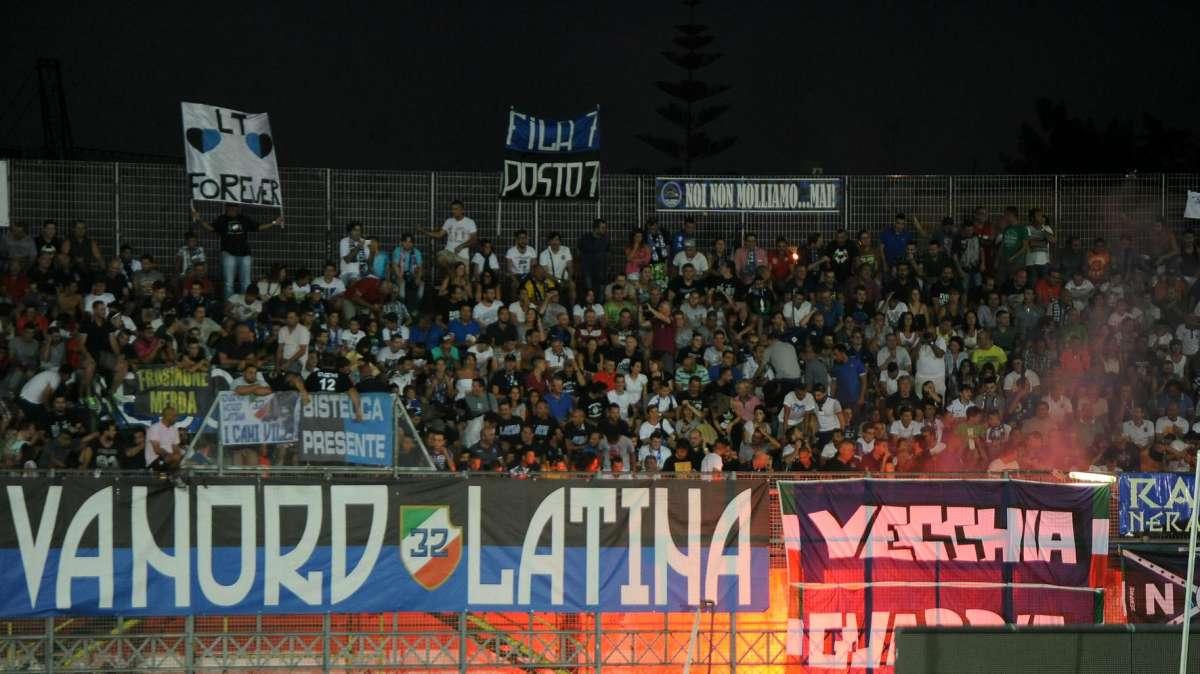 Latina-Crotone e Brescia-Livorno apriranno la seconda giornata