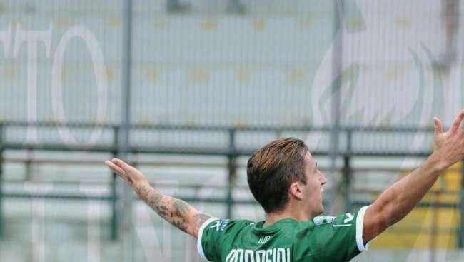 Auguri Morosini, l'attaccante compie oggi 22 anni