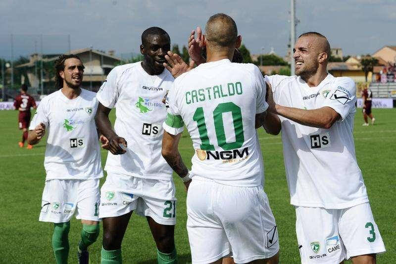 Avellino-Pescara, una sfida nel segno dell'equilibrio: la "X" trionfa nei precedenti
