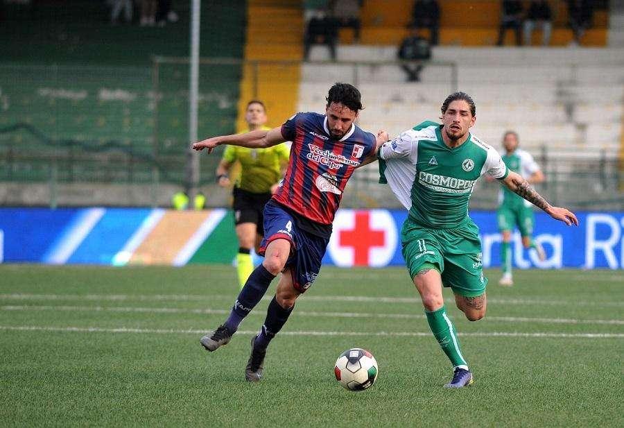 Avellino, terapie per Kragl per un dolore al collo. Plescia ancora out per una tonsillite